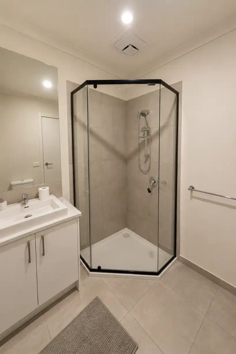 diamond shower screen